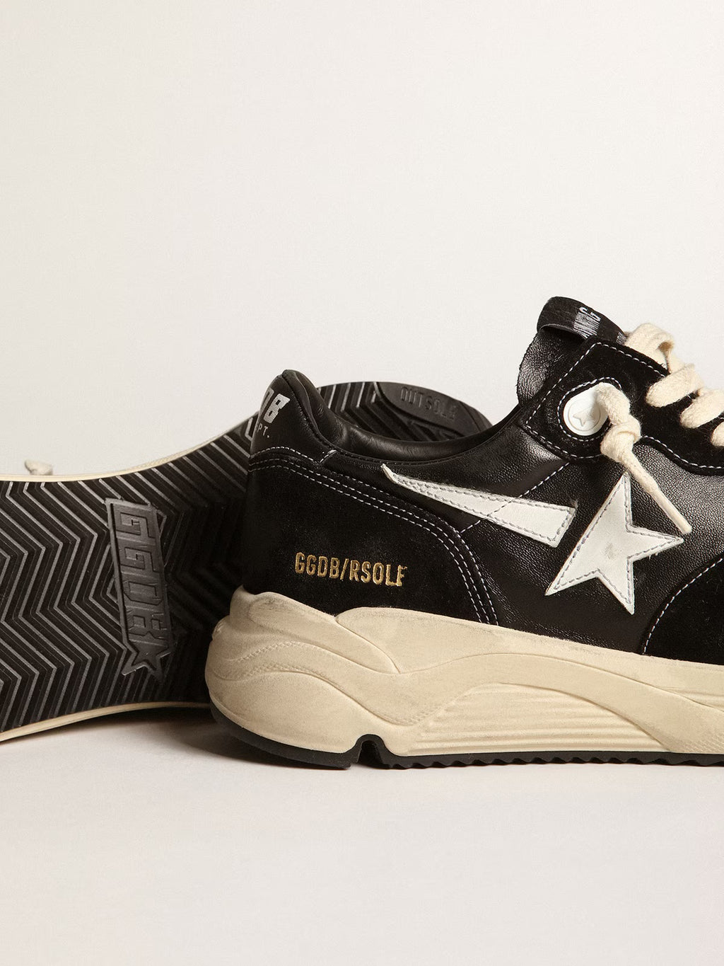 Running - Black